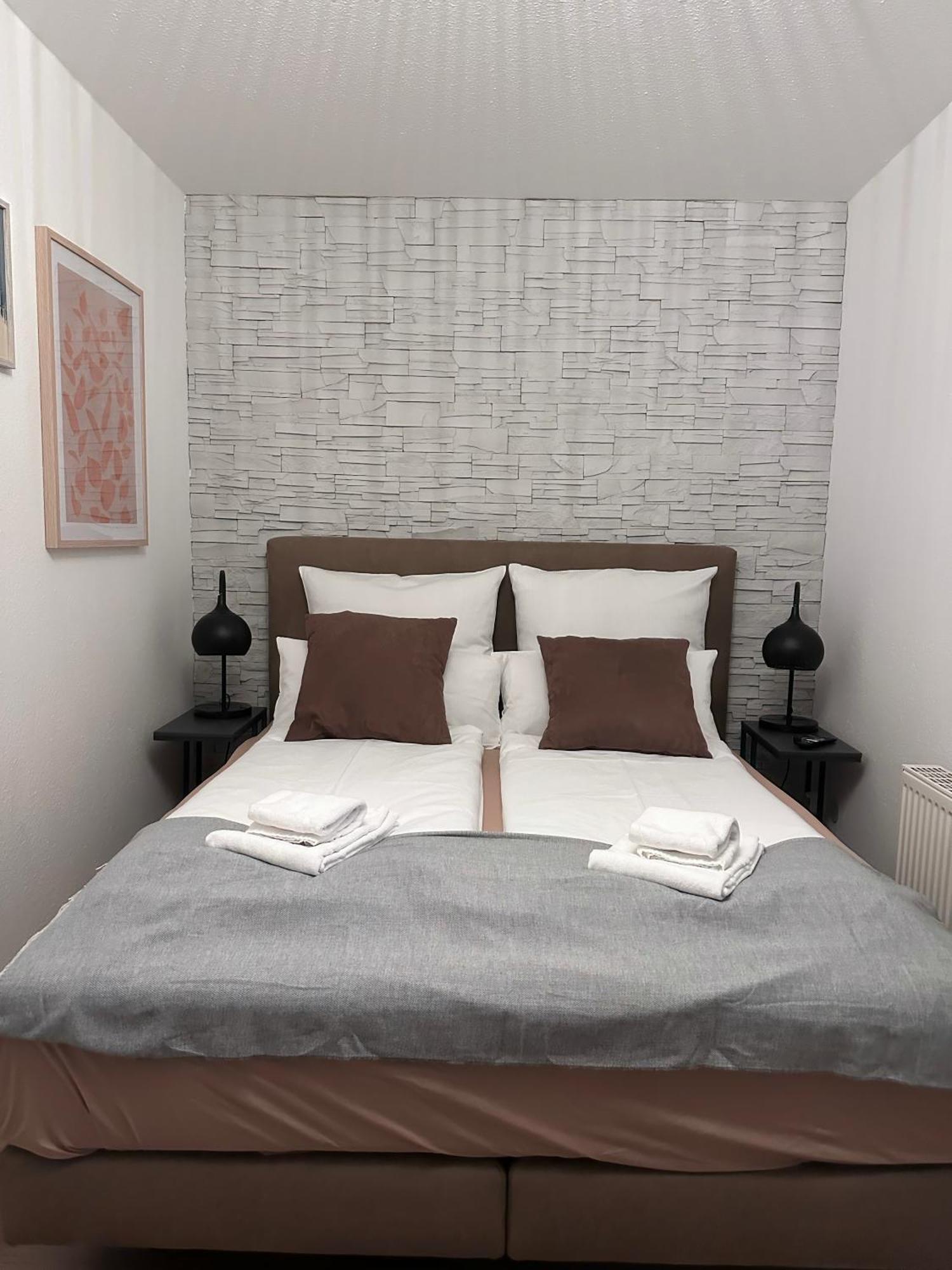 Luxx Downtown - Design-Apartment Zentral Im Ort Bad Zwischenahn Esterno foto