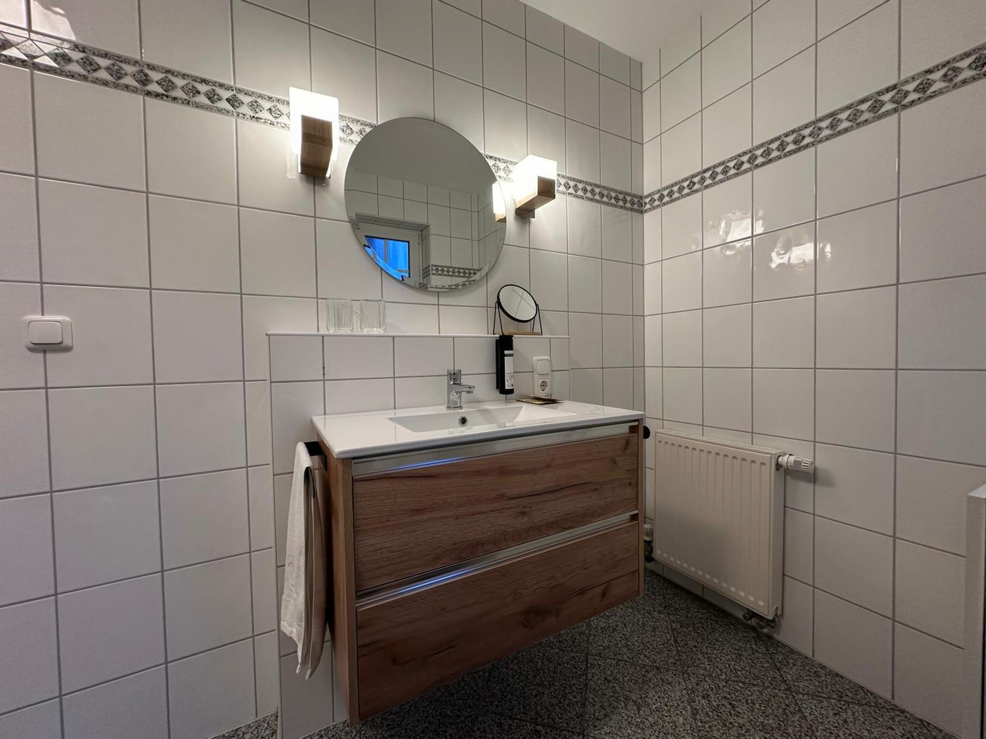 Luxx Downtown - Design-Apartment Zentral Im Ort Bad Zwischenahn Esterno foto