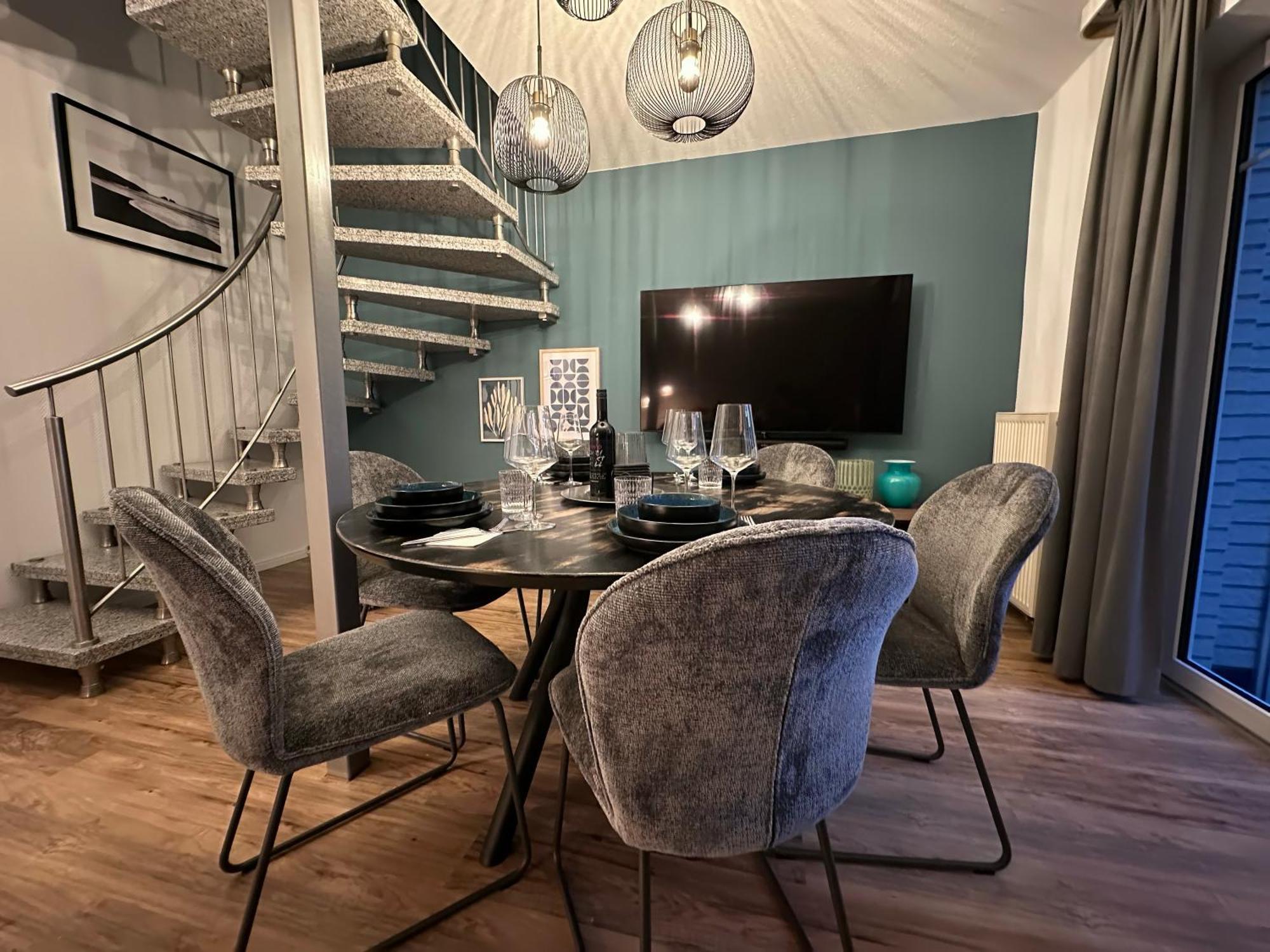 Luxx Downtown - Design-Apartment Zentral Im Ort Bad Zwischenahn Esterno foto